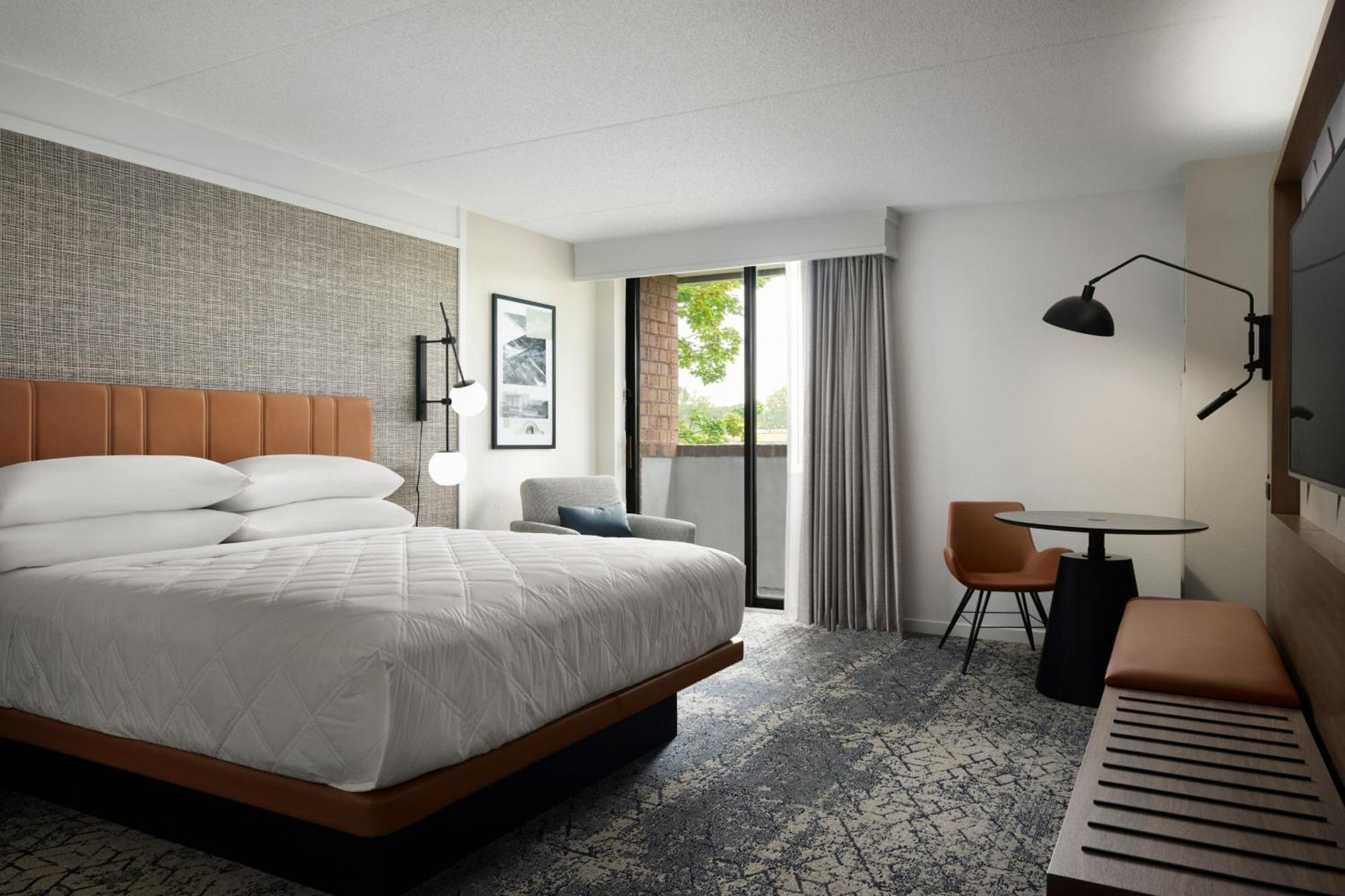 Sheraton Grand Rapids Airport Hotel Cascade Ngoại thất bức ảnh